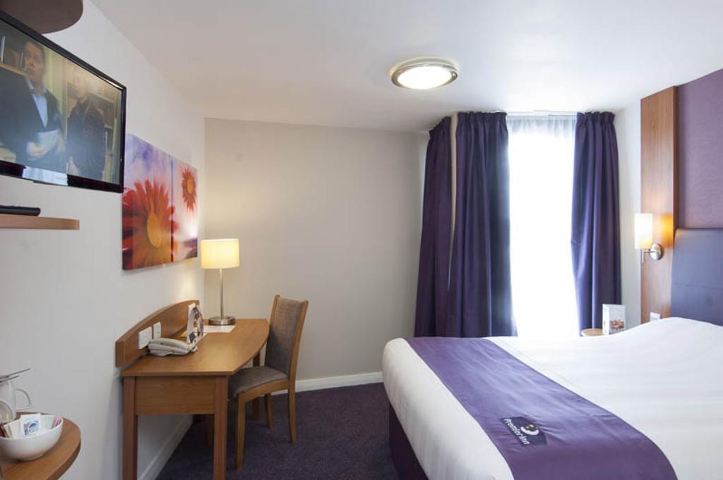 Premier Inn London Hayes, Heathrow Hayes  Room photo