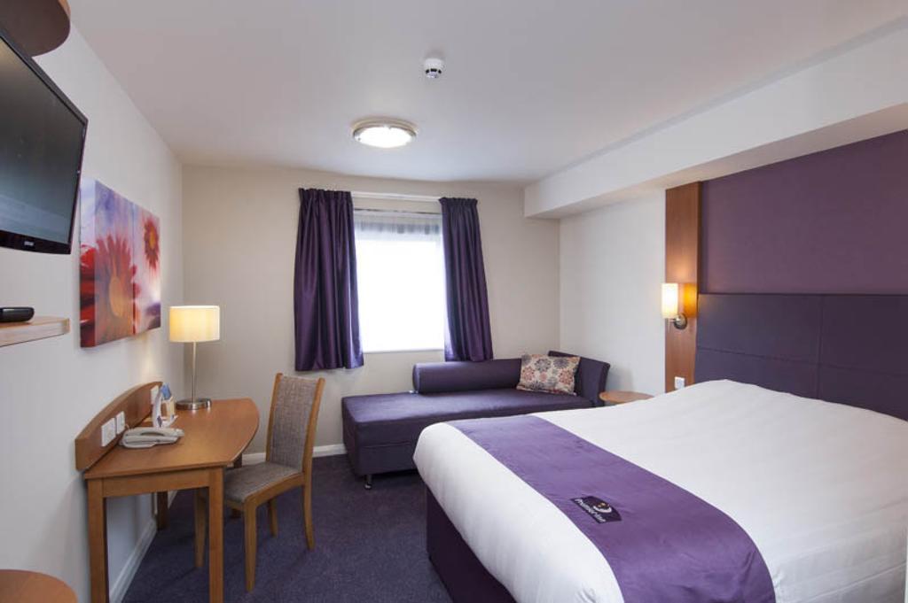 Premier Inn London Hayes, Heathrow Hayes  Room photo