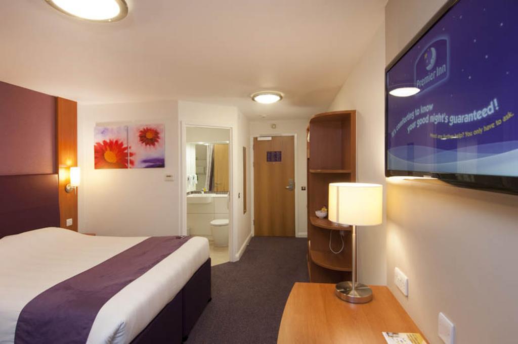 Premier Inn London Hayes, Heathrow Hayes  Exterior photo