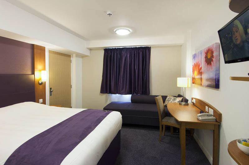 Premier Inn London Hayes, Heathrow Hayes  Exterior photo
